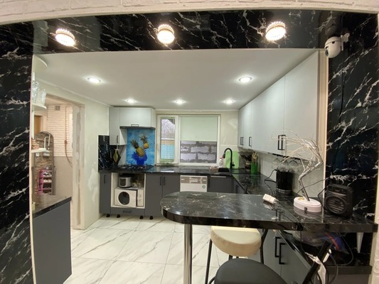 Продам двухкомнатную (2-комн.) квартиру, Федосеева ул, 54, Тихорецк г