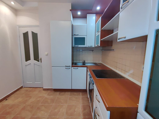 Продам двухкомнатную (2-комн.) квартиру, Загородное ш, 4к2, Москва г