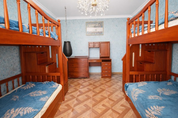 Продам трехкомнатную (3-комн.) квартиру, Верхние Поля ул, 33к1, Москва г