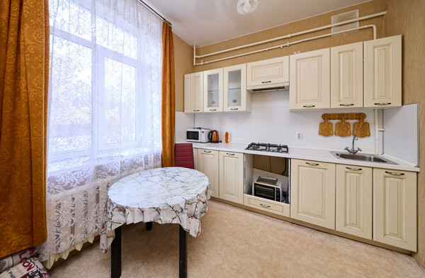 Продам однокомнатную (1-комн.) квартиру, Ленинградская ул, 1А, Пушкин г