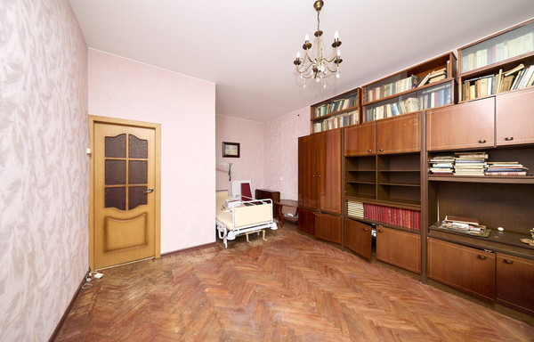 Продам однокомнатную (1-комн.) квартиру, Ленинградская ул, 1А, Пушкин г