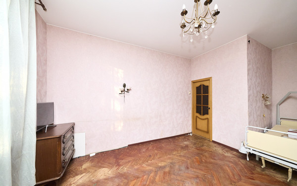 Продам однокомнатную (1-комн.) квартиру, Ленинградская ул, 1А, Пушкин г