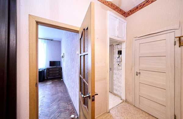 Продам однокомнатную (1-комн.) квартиру, Ленинградская ул, 1А, Пушкин г