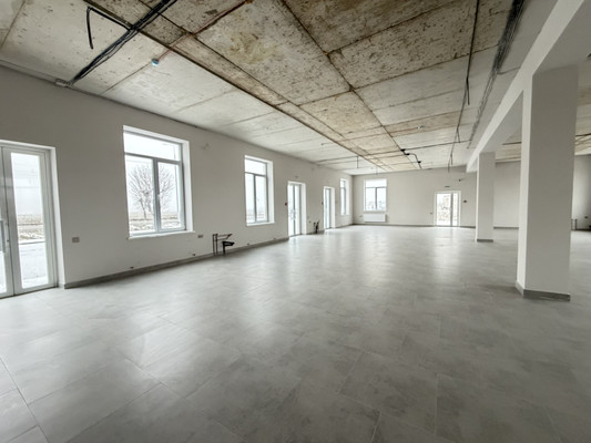 Сдам коммерческое помещение 203,35 м2, Красная ул, 267, Нарткала г