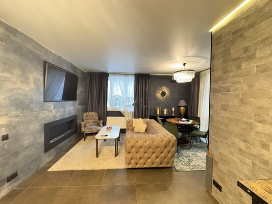 Продам двухкомнатную (2-комн.) квартиру, Рябиновая ул, 3к4, Москва г