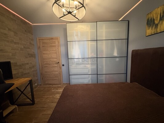 Продам двухкомнатную (2-комн.) квартиру, Рябиновая ул, 3к4, Москва г