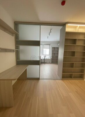 Продам двухкомнатную (2-комн.) квартиру, Римского-Корсакова ул, 11к7, Москва г