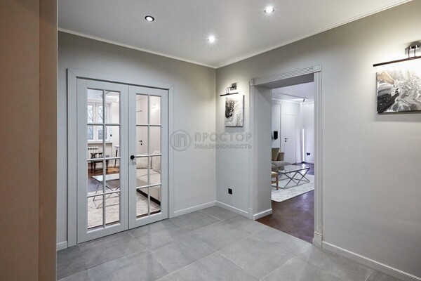 Продам многокомнатную квартиру, Каширское ш, 9к1, Москва г