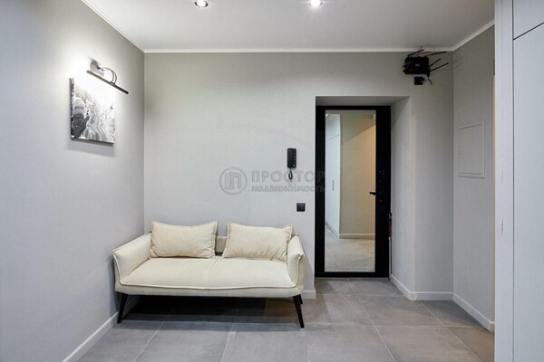 Продам многокомнатную квартиру, Каширское ш, 9к1, Москва г