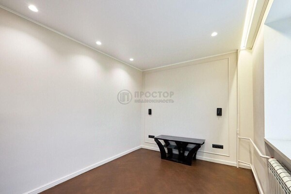 Продам многокомнатную квартиру, Каширское ш, 9к1, Москва г