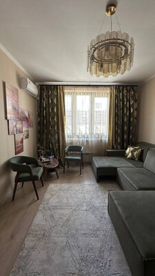 Продам трехкомнатную (3-комн.) квартиру, Русаковская ул, 2, Москва г