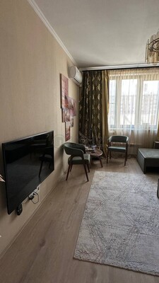 Продам трехкомнатную (3-комн.) квартиру, Русаковская ул, 2, Москва г