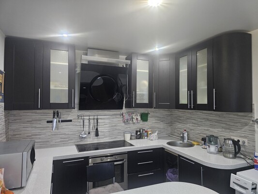 Продам многокомнатную квартиру, Авиарембаза ул, 8, Федурново д