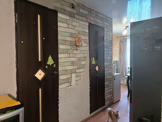 Продам трехкомнатную (3-комн.) квартиру, Слепнева ул, 13к2, Гатчина г