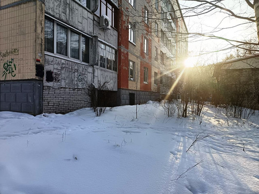 Продам трехкомнатную (3-комн.) квартиру, Слепнева ул, 13к2, Гатчина г