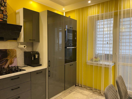 Продам трехкомнатную (3-комн.) квартиру, Калининградский пер, 4, Васильково п