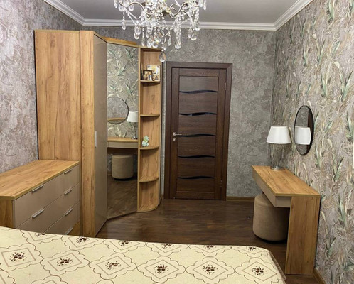 Продам трехкомнатную (3-комн.) квартиру, Калининградский пер, 4, Васильково п