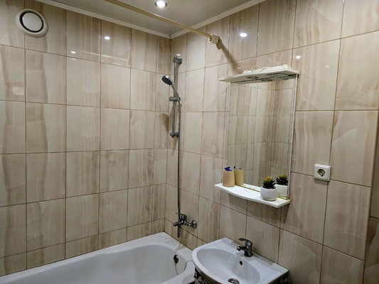 Продам однокомнатную (1-комн.) квартиру, Телевизионная ул, 11, Рязань г