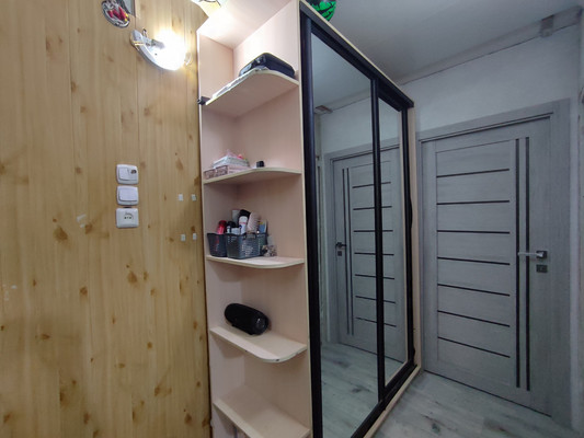 Продам двухкомнатную (2-комн.) квартиру, Ленина ул, 21, Костомукша г