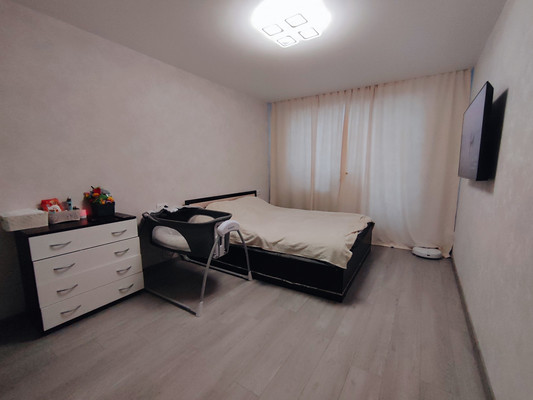 Продам двухкомнатную (2-комн.) квартиру, Ленина ул, 21, Костомукша г