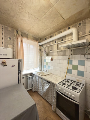 Продам однокомнатную (1-комн.) квартиру, Первомайская ул, 31, Симферополь г