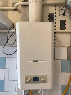 Продам однокомнатную (1-комн.) квартиру, Первомайская ул, 31, Симферополь г