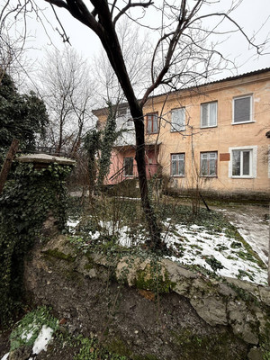 Продам однокомнатную (1-комн.) квартиру, Первомайская ул, 31, Симферополь г