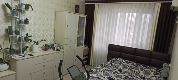 Продам однокомнатную (1-комн.) квартиру, Лермонтова ул, 16, Симферополь г