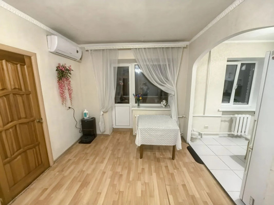 Продам трехкомнатную (3-комн.) квартиру, Мечникова ул, 73д, Ростов-на-Дону г