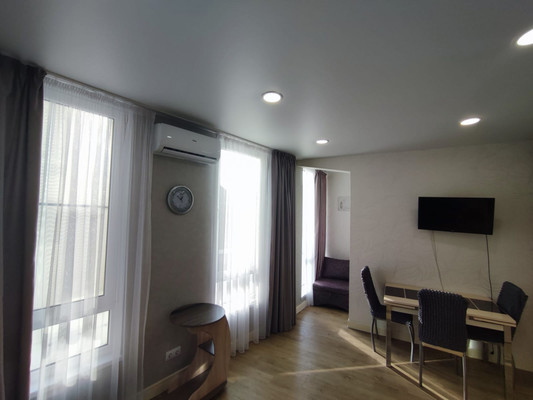 Продам однокомнатную (1-комн.) квартиру, Волжская (Центральный р-н) ул, 16, Сочи г