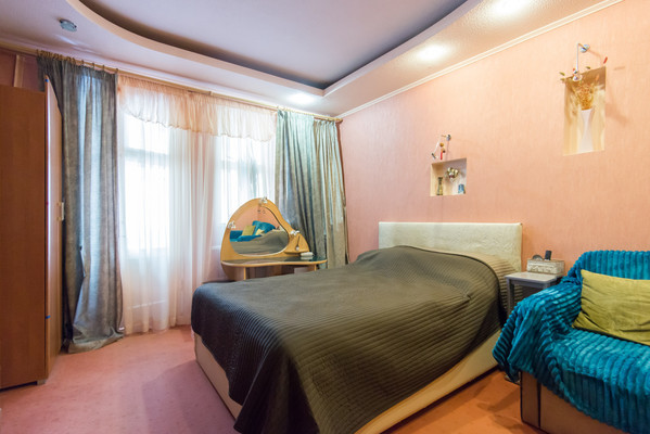 Продам многокомнатную квартиру, Ашхабадский пер, 33, Ростов-на-Дону г