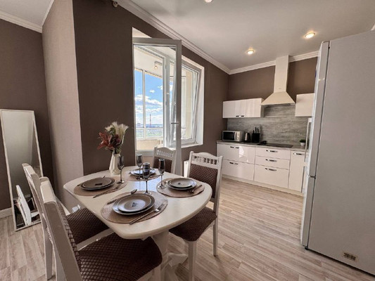 Продам однокомнатную (1-комн.) квартиру, Роторная ул, 27кв, Казань г