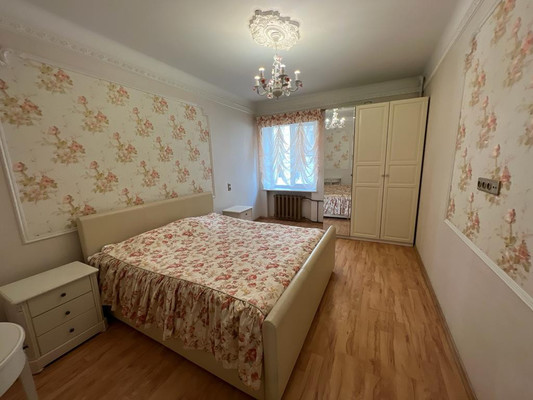 Сдам двухкомнатную (2-комн.) квартиру, Тверская ул, 16, Санкт-Петербург г