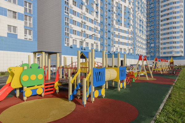 Продам трехкомнатную (3-комн.) квартиру, Береговая ул, 73, Ростов-на-Дону г