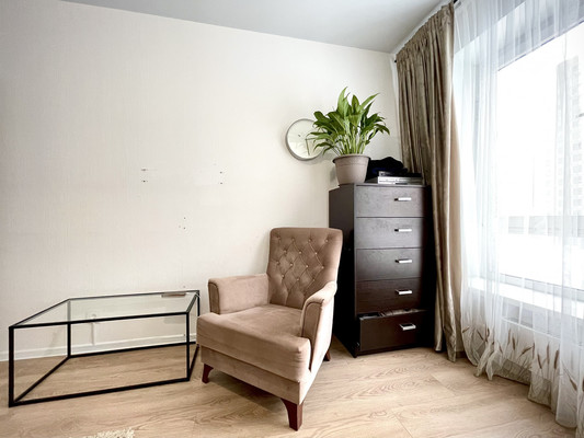 Продам двухкомнатную (2-комн.) квартиру, Реутовская ул, 21, Балашиха г