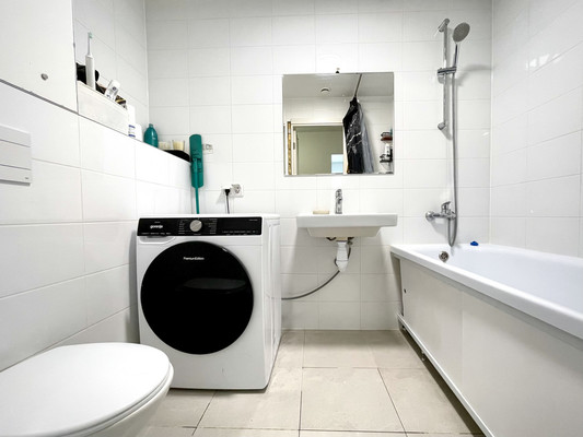 Продам двухкомнатную (2-комн.) квартиру, Реутовская ул, 21, Балашиха г