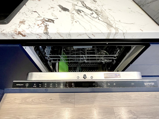 Продам двухкомнатную (2-комн.) квартиру, Реутовская ул, 21, Балашиха г