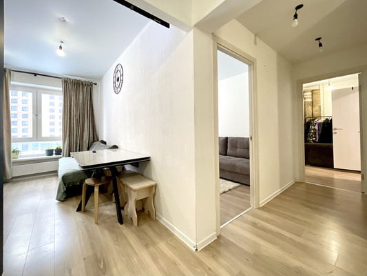 Продам двухкомнатную (2-комн.) квартиру, Реутовская ул, 21, Балашиха г