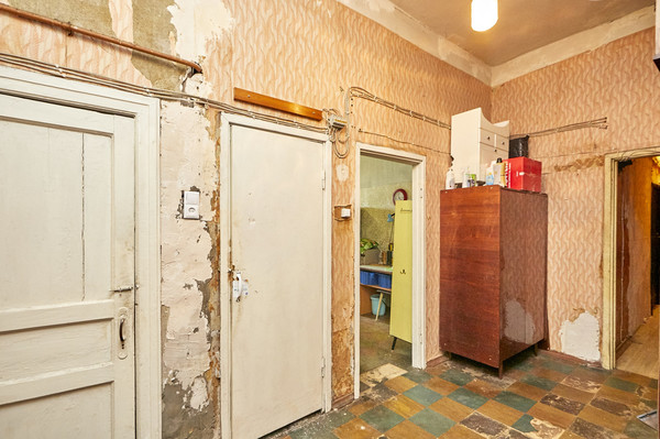 Продам комнату в 3-комн. квартире, Черняховского ул, 1/63А, Санкт-Петербург г