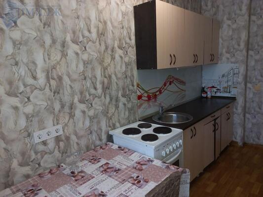 Сдам однокомнатную (1-комн.) квартиру, Семафорная ул, 17Г, Красноярск г