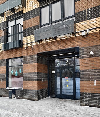 Продам двухкомнатную (2-комн.) квартиру, Стройкомбината проезд, 1, Москва г