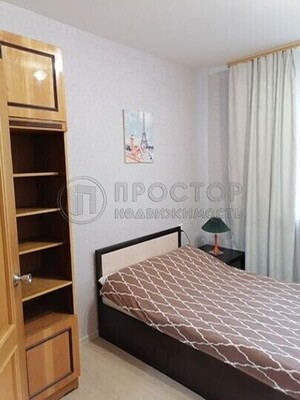 Продам трехкомнатную (3-комн.) квартиру, Профсоюзная ул, 128, Москва г