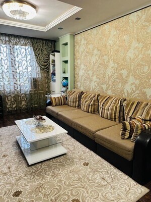 Продам трехкомнатную (3-комн.) квартиру, Нижегородская ул, 88к2, Москва г