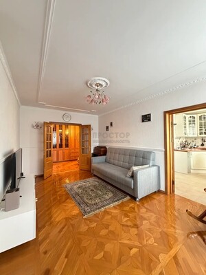 Продам трехкомнатную (3-комн.) квартиру, Олимпийский пр-кт, 22, Москва г