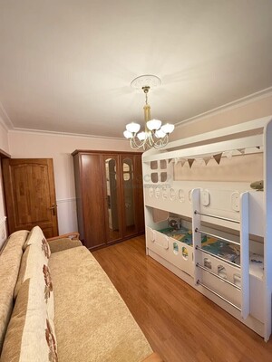 Продам трехкомнатную (3-комн.) квартиру, Олимпийский пр-кт, 22, Москва г