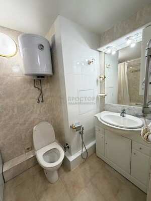 Продам трехкомнатную (3-комн.) квартиру, Олимпийский пр-кт, 22, Москва г