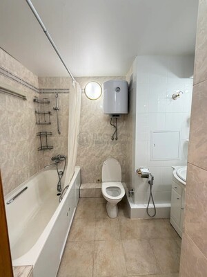 Продам трехкомнатную (3-комн.) квартиру, Олимпийский пр-кт, 22, Москва г