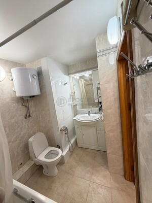 Продам трехкомнатную (3-комн.) квартиру, Олимпийский пр-кт, 22, Москва г