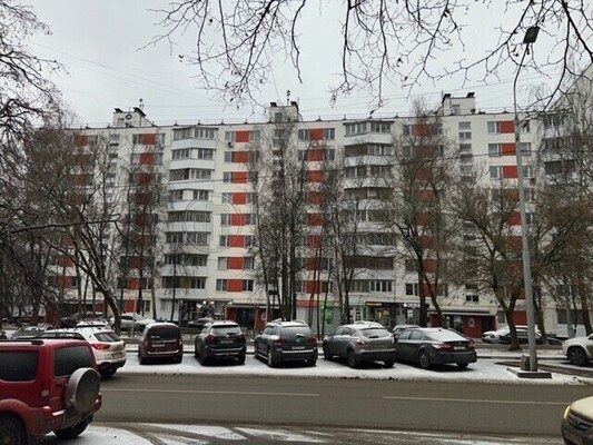 Продам трехкомнатную (3-комн.) квартиру, Днепропетровская ул, 3к1, Москва г