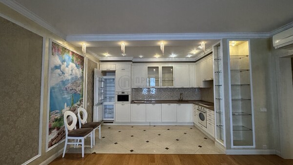 Продам двухкомнатную (2-комн.) квартиру, Рублёвское ш, 70к6, Москва г